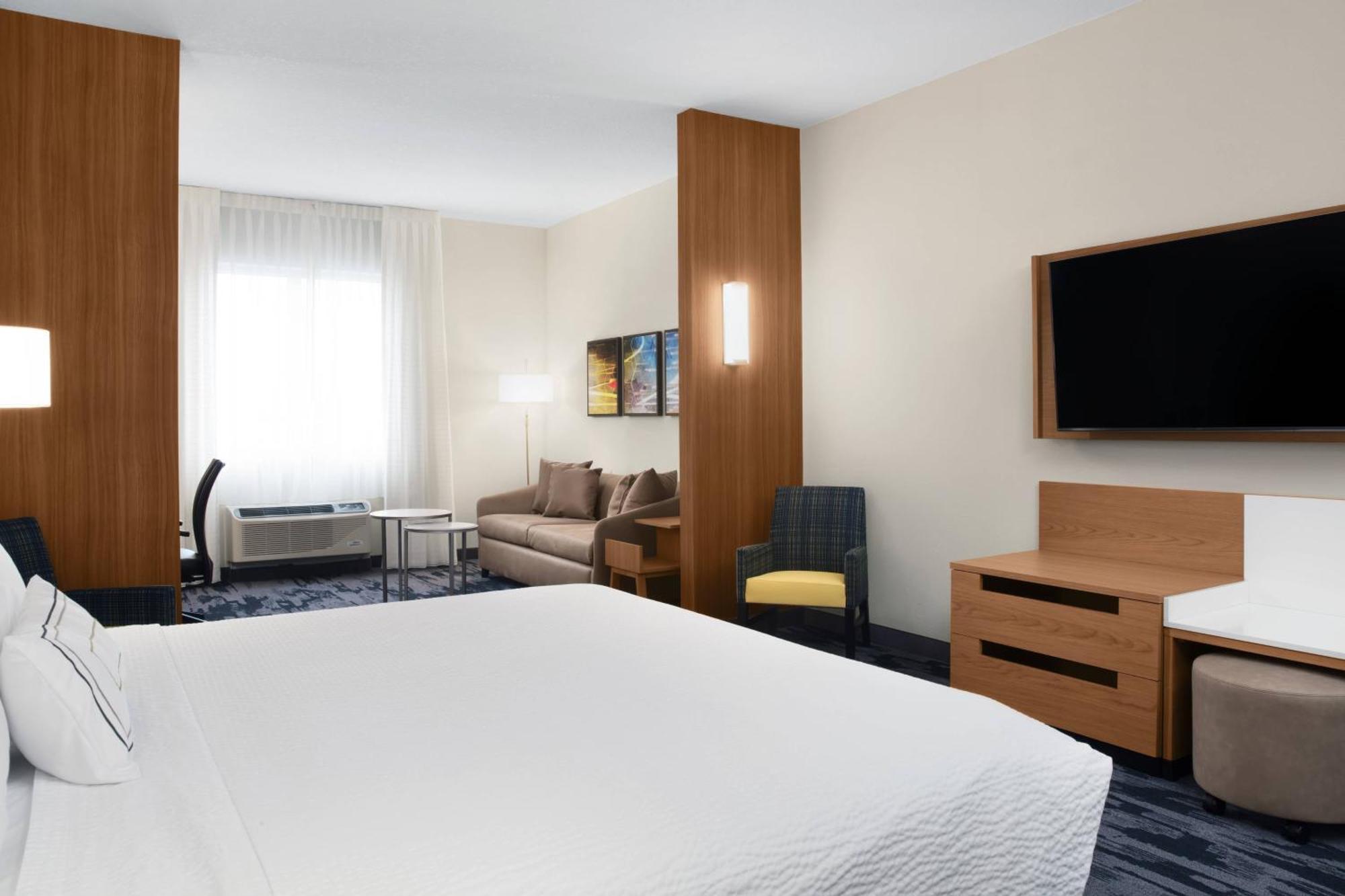 Fairfield Inn & Suites By Marriott Daytona Beach Speedway/Airport Buitenkant foto